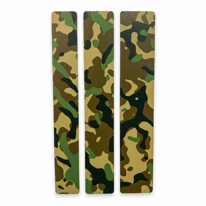 Small Universal Stripes